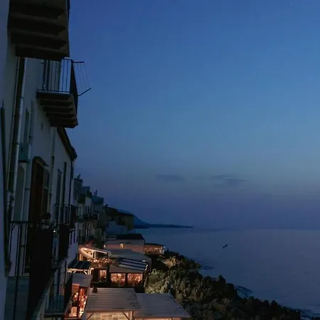 Terrazza Roberto Apartment Cefalu